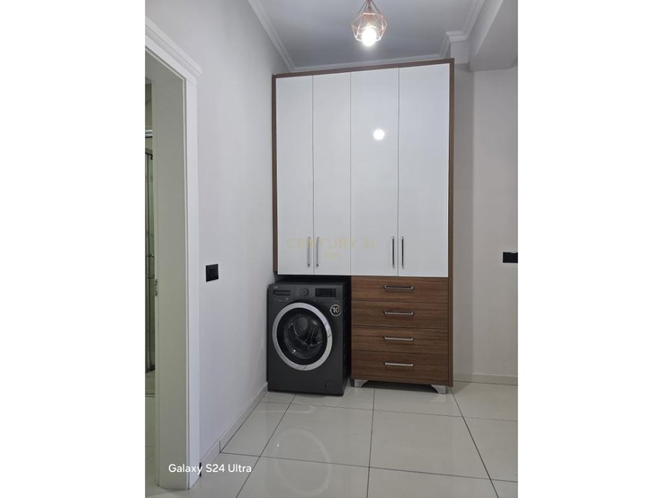 Durres Plazh, jepet me qera apartament 1+1 Kati 3, 65 m² 350 € (Plazh Durres)