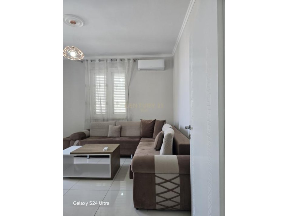 Durres Plazh, jepet me qera apartament 1+1 Kati 3, 65 m² 350 € (Plazh Durres)