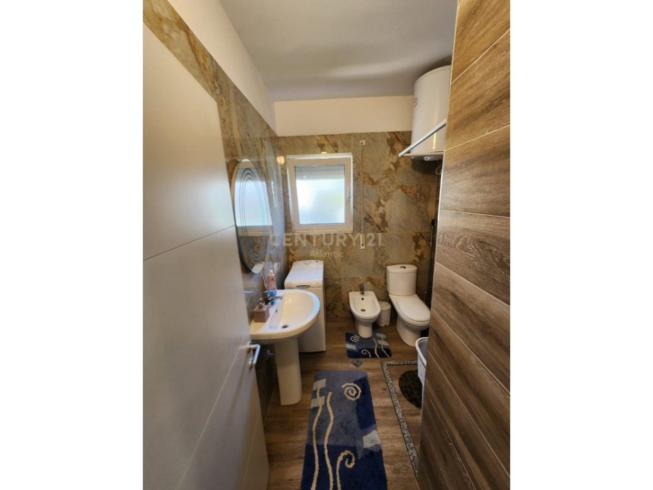 Durres, shitet apartament 1+1 , 61 m² 110.000 € (Golem)