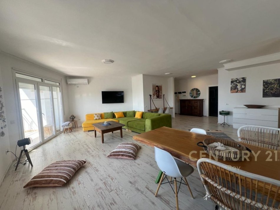 Durres, shitet apartament 1+1 Kati 15, 122 m² 195.000 € (Rruga Lirir)