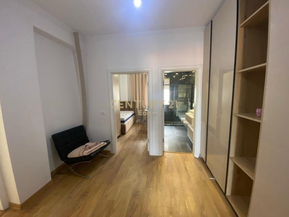 Durres, jepet me qera apartament 2+1 Kati 4, 62 m² 400 € (Aleksander Goga Durres)