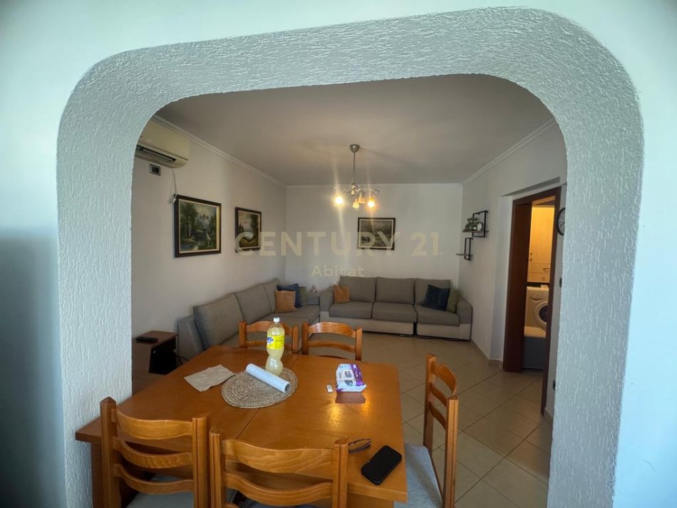 Tirane, shitet apartament 1+1 Kati 5, 52 m² 77.000 € (Rr.Imer Ndregjoni)