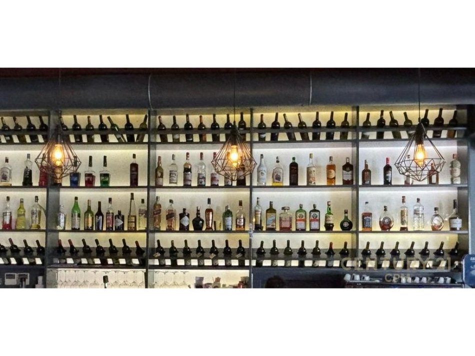 Tirane, jepet me qera bar-kafe Kati 0, 240 m² 3.500 € (Kompleksi Panorama)