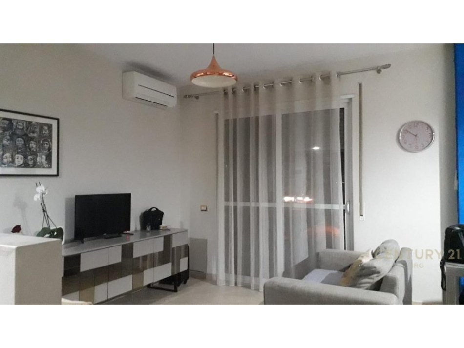 Tirane, shitet apartament 1+1 Kati 3, 63 m² 140.000 € 