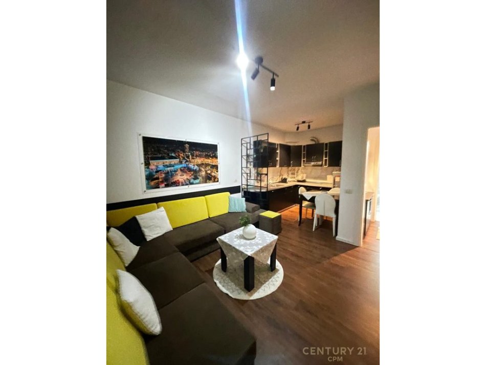 Tirane, shitet apartament 1+1 Kati 1, 50 m² 130.000 € (Rr.Shyqyri Ishmi)