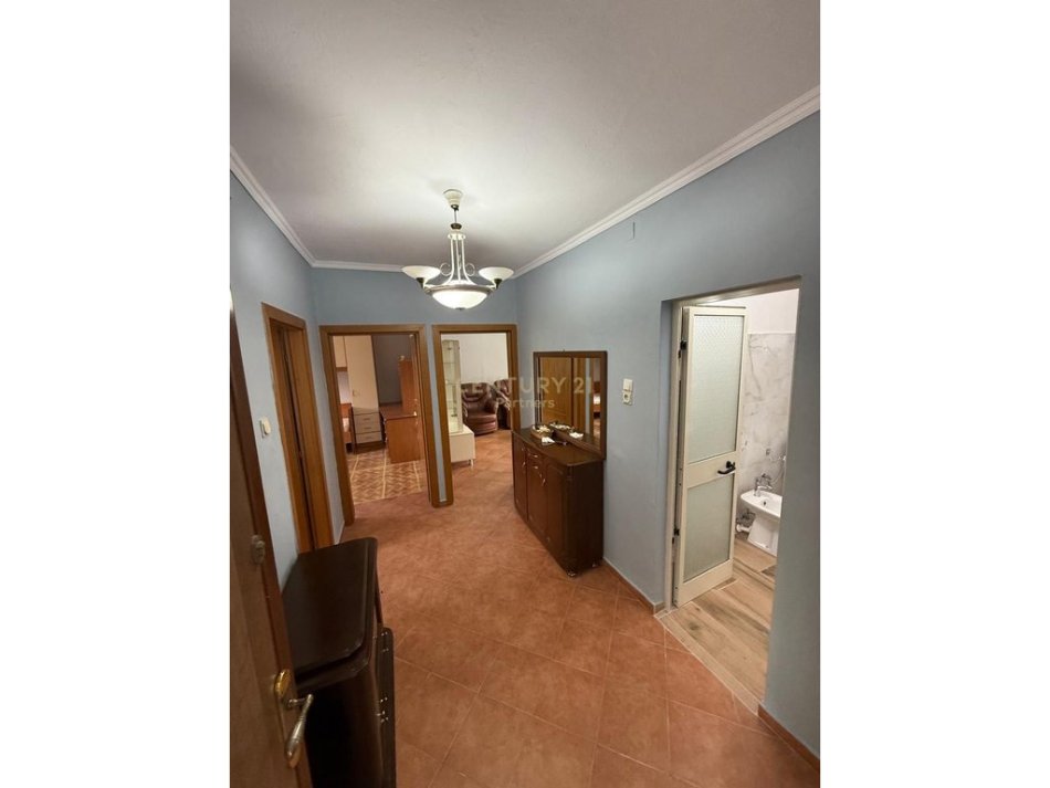 Tirane, shitet apartament 2+1 Kati 2, 72 m² 115.000 € 