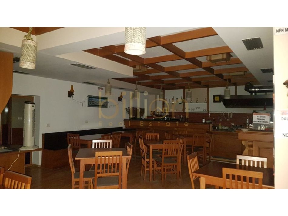 Tirane, shitet ambjent biznesi Kati 0, 100 m² 120.000 € (Rr.Mihal Grameno, Tirana, Albania)