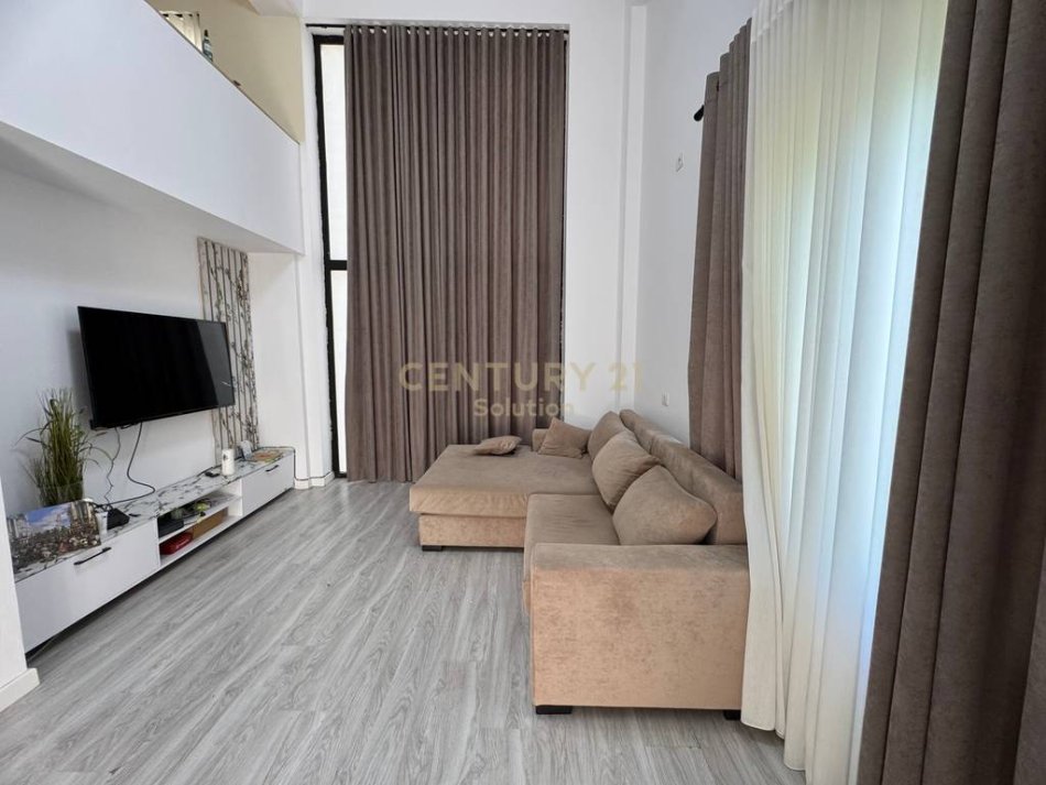 Tirane, jap me qera apartament Dublex Kati 2, 120 m² 700 € (Kompleksi Fz)