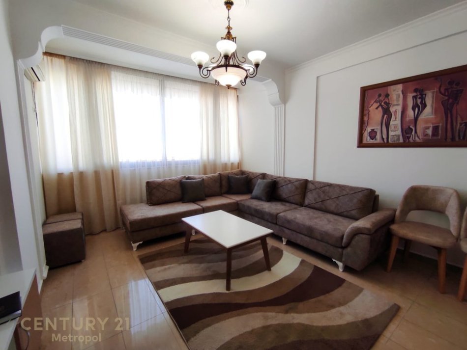 Tirane, jepet me qera apartament 2+1 Kati 9, 83 m² 600 € 