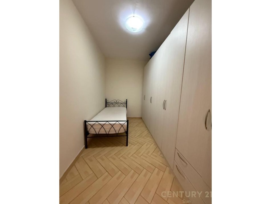 Tirane, jepet me qera apartament 2+1 Kati 6, 75 m² 500 € (Rruga e Kavajes)