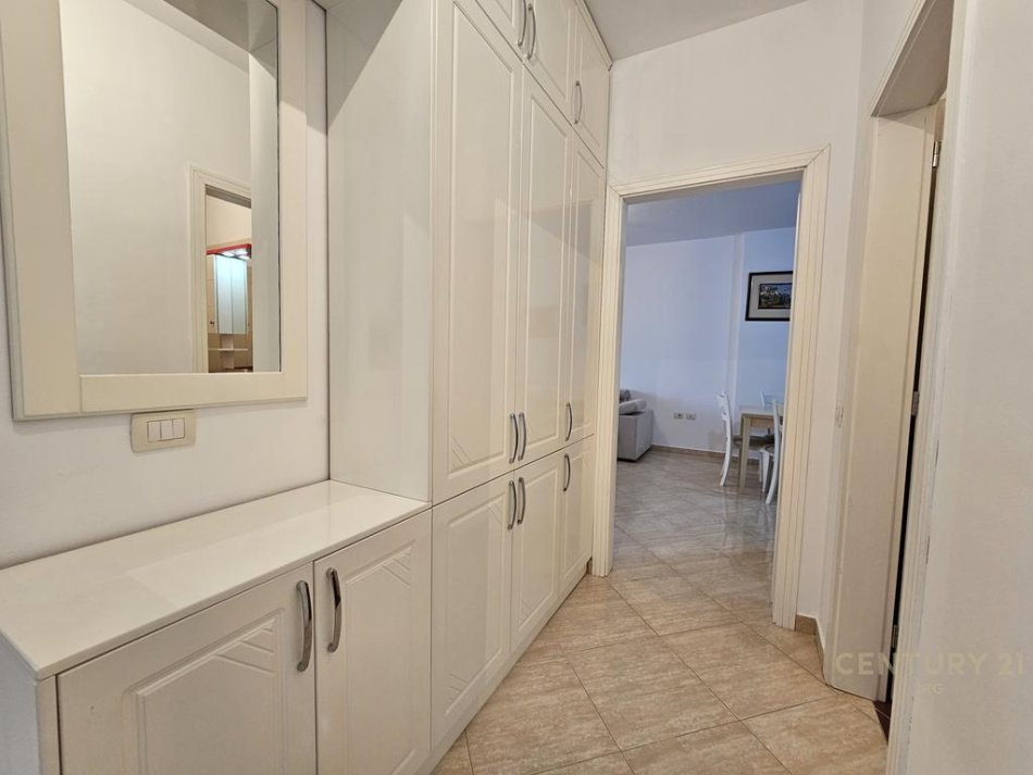 Tirane, shitet apartament 2+1+Ballkon Kati 8, 95 m² 140.000 € 