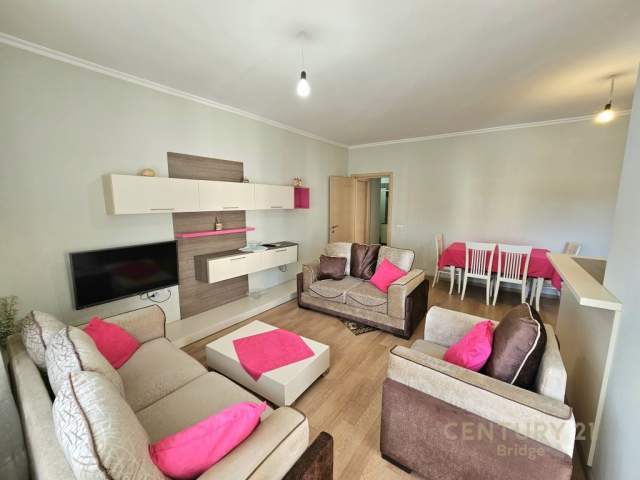 Tirane, jepet me qera apartament 2+1+BLK Kati 5, 100 m² 450 Euro (Fabrika e Miell Tirana)