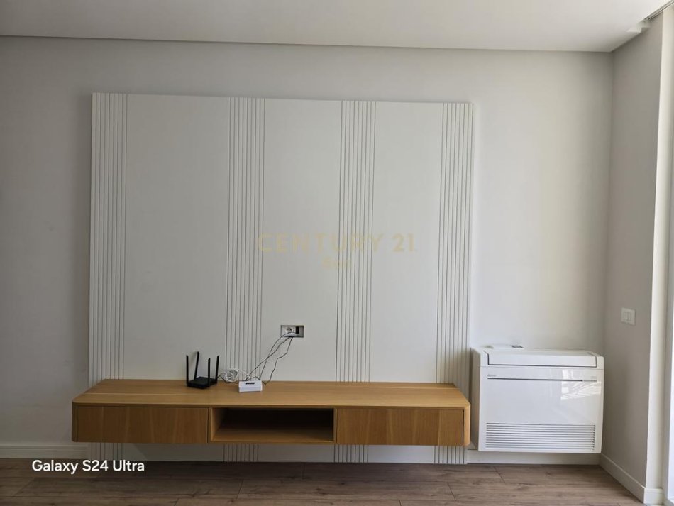 Durres, shitet 2+1+Ballkon Kati 2, 130 m² 215.000 € (Vollga)