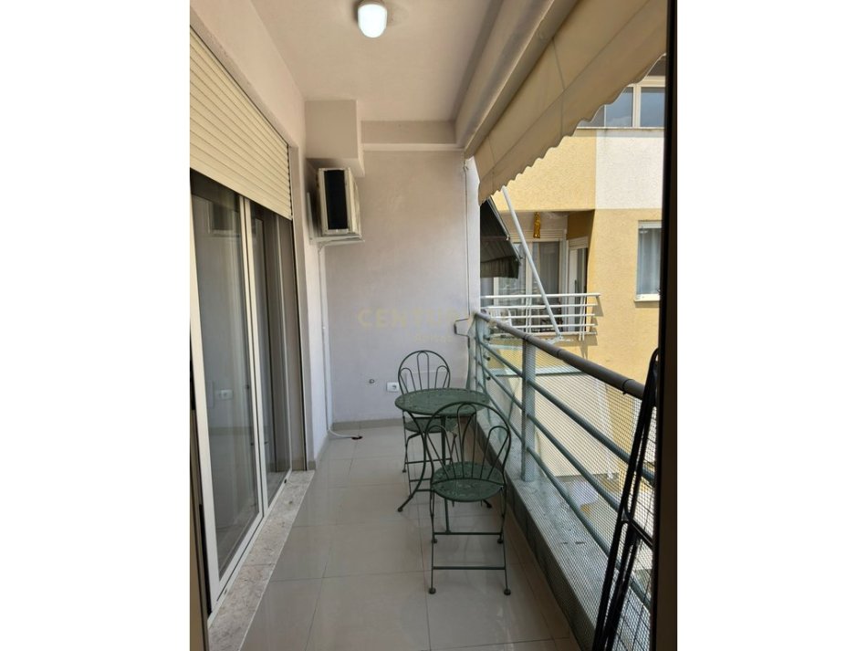 Tirane, jepet me qera apartament 1+1 Kati 5, 69 m² 550 € 
