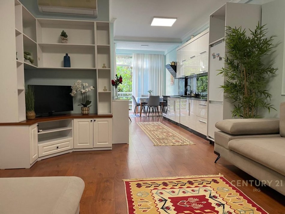 Tirane, shitet apartament 2+1 Kati 2, 88 m² 158.000 € (Rr.Rrapo Hekali)