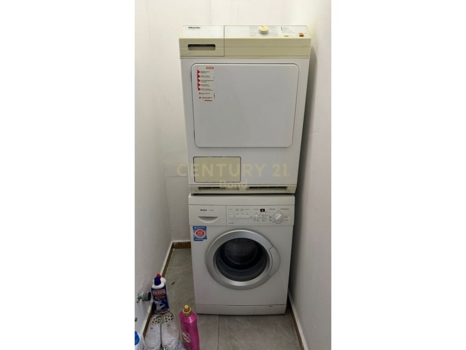 Tirane, jepet me qera apartament 2+1 Kati 1, 50 m² 450 € (Xhamia e Tabakeve)