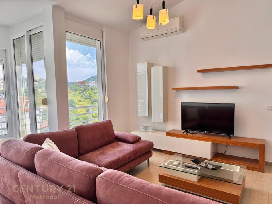 Tirane, jepet me qera apartament 2+1 Kati 2, 99 m² 500 € (Rr.Kodra e Diellit)