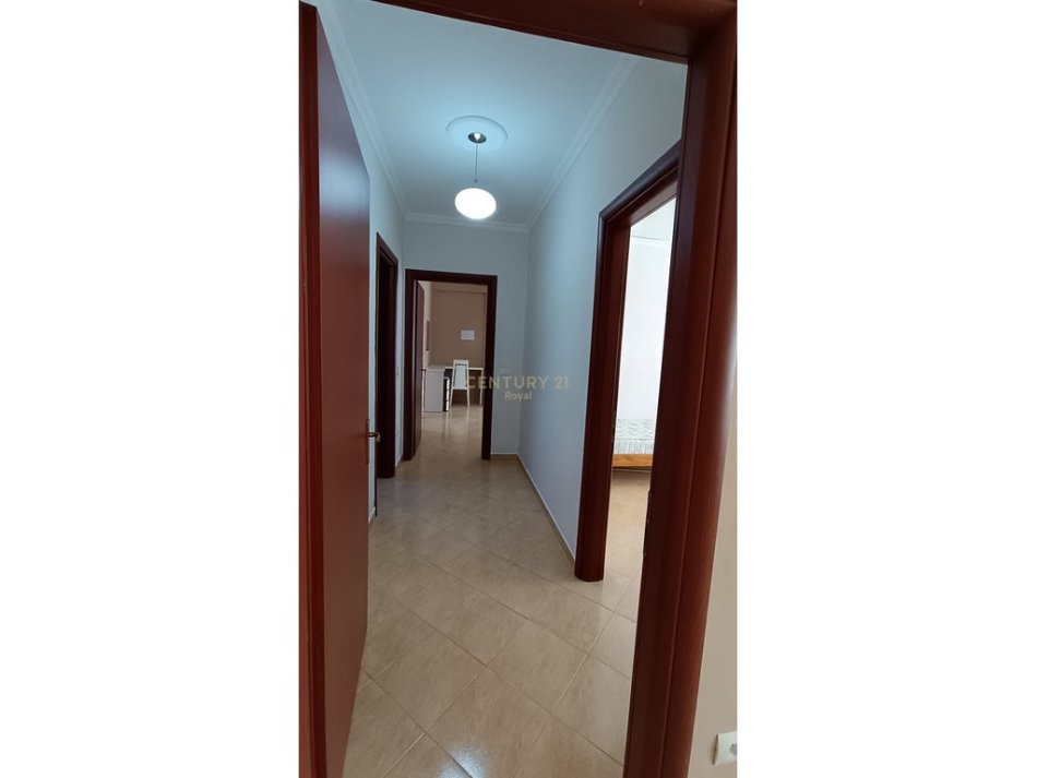 Tirane, shitet apartament 2+1 Kati 4, 96 m² 149.000 € (Rr. Astrit Losha)