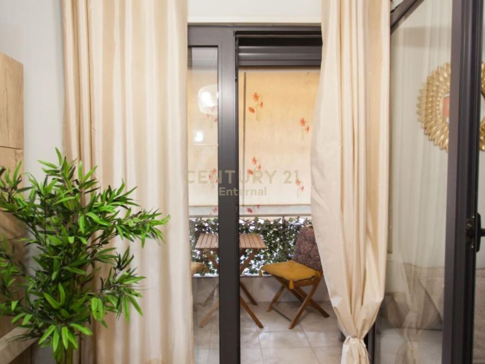 Tirane, jepet me qera apartament 1+1+Ballkon Kati 2, 600 € (tek Pazari i Ri (ndertim i vitit 2020))