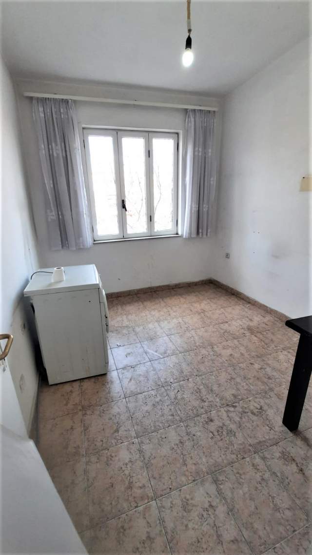 Tirane, shitet apartament 2+1 Kati 3, 68 m² 90.000 Euro (21 Dhjetori)