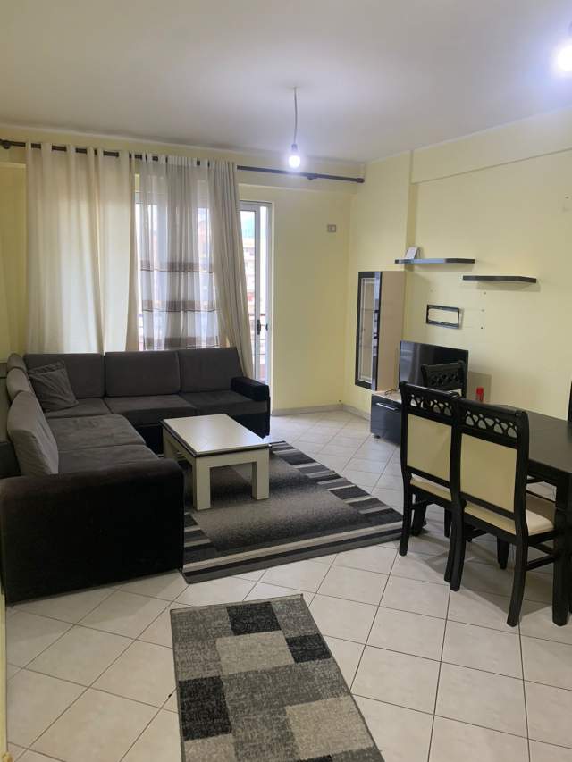 Tirane, jepet me qera apartament 3+1+BLK Kati 6, 128 m² 350 Leke (Astrit Losha)