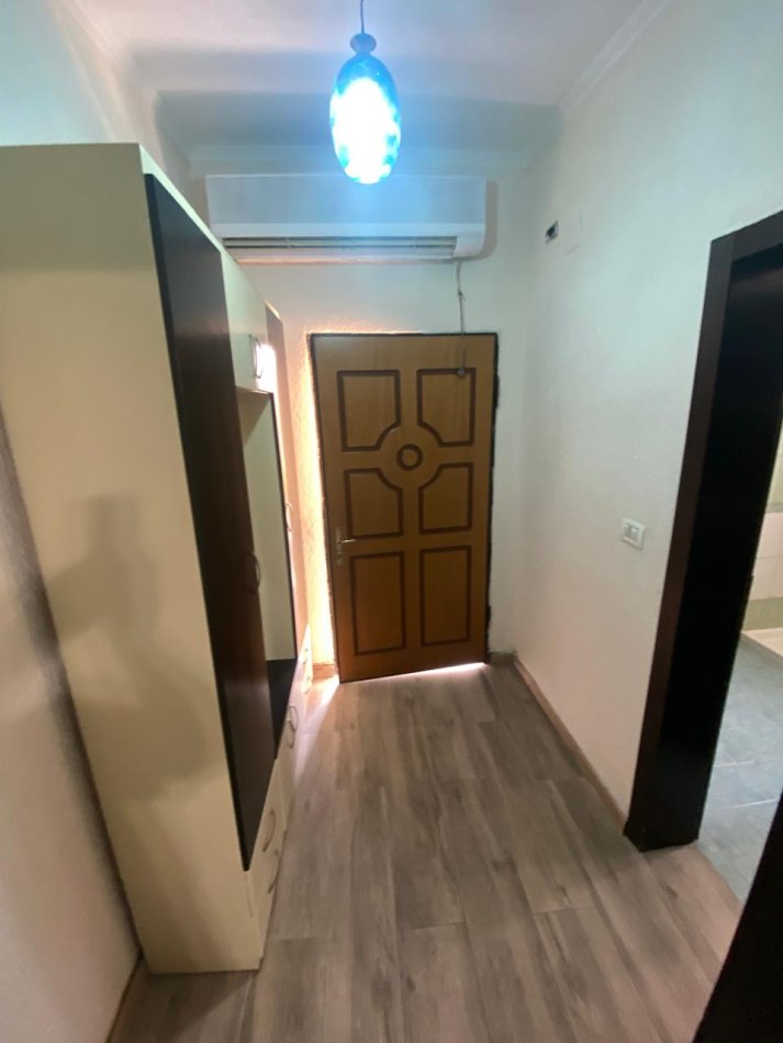 Tirane, jepet me qera apartament 2+1 Kati 1, 90 m² 450 € (SIRI KODRA)