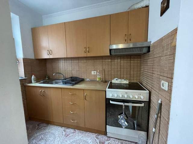 Tirane, jap me qera apartament 3+1+BLK Kati 2, 90 m² 400 Euro (Zogu i Zi)