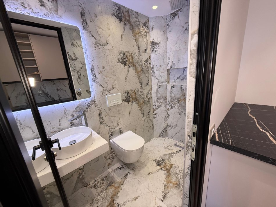 Tirane, shitet garsonier 1+1 Kati 5, 65 m² 269.000 € (rruga ibrahim rugova)