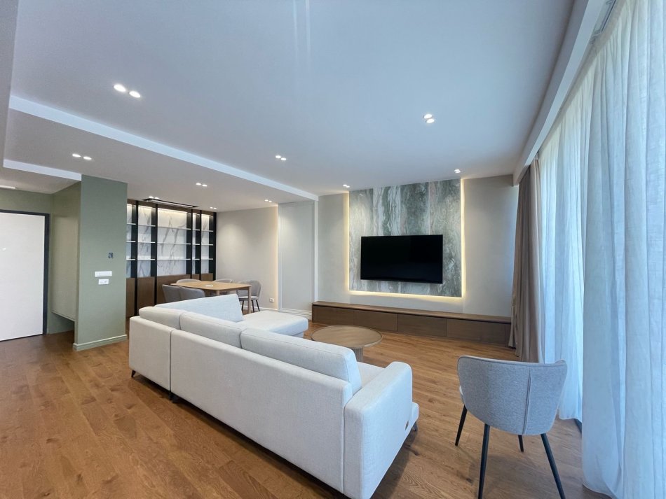 Tirane, shes apartament 2+1+Aneks+Ballkon Kati 8, 130 m² 460.000 € (Lakw View 5 Kullat)