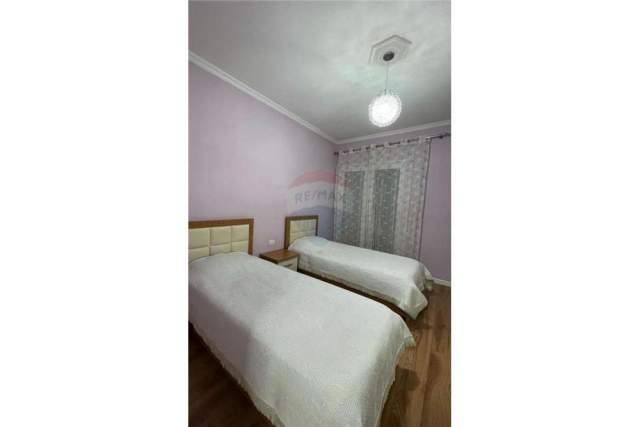 Tirane, shitet apartament 2+1+BLK Kati 3, 93 m² 165.000 Euro (Rr. Nexho Konomi)