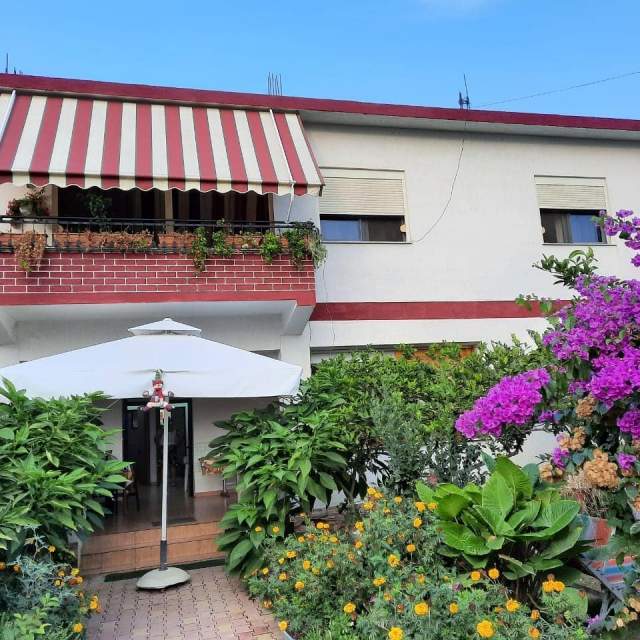 Durres, shes shtepi 2 Katshe Kati 0, 428 m² 255.000 Euro (plazh durres)