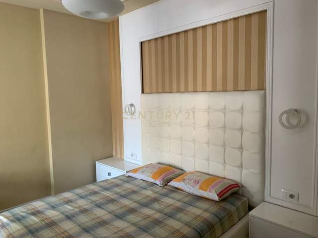 Tirane, jap me qera apartament 3+1+A+BLK Kati 8, 115 m² 450 Euro (Astir)