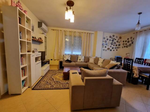 Tirane, shitet apartament 1+1 Kati 7, 75 m² 59.000 Euro (loni ligori)