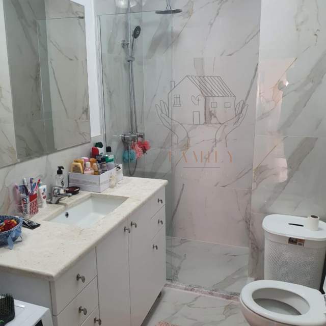 Tirane, shitet apartament 3+1+BLK Kati 3, 112 m² 178.000 Euro (21 dhjetori)