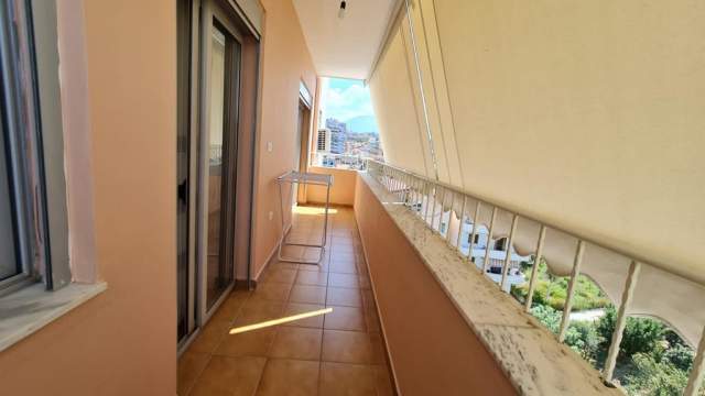 Tirane, jepet me qera zyre Kati 10, 124 m² 150 Euro (Faik Konica)