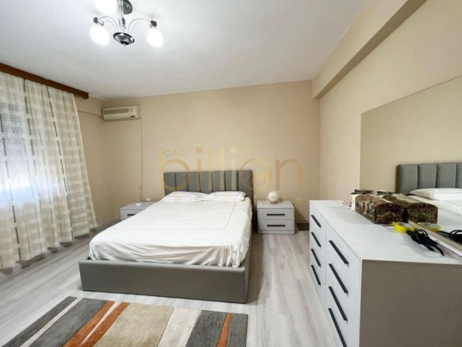 Tirane, jepet me qera apartament 3+1 Kati 6, 140 m² 700 € (Ish Stacioni i Trenit, Tirana, Albania)