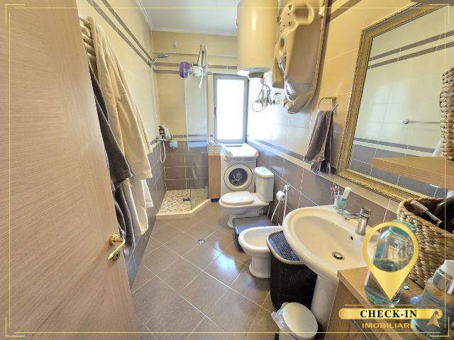 Tirane, shitet apartament 1+1+Ballkon Kati 6, 68 m² 115.000 € (5 Maji, Concord Center)