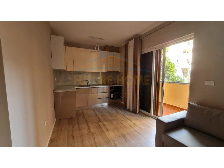 Tirane, shitet apartament 1+1 Kati 1, 58 m² 160.000 € (KOMUNA E PARISIT)