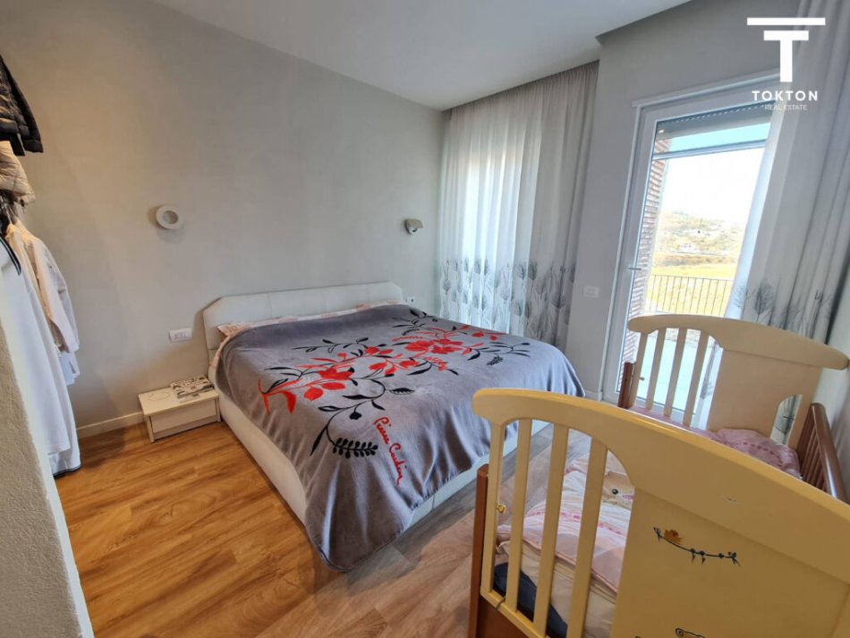 Tirane, shitet apartament 3+1+Ballkon Kati 1, 125 m² 400.000 € (TEG, Tiranë, TT 347)