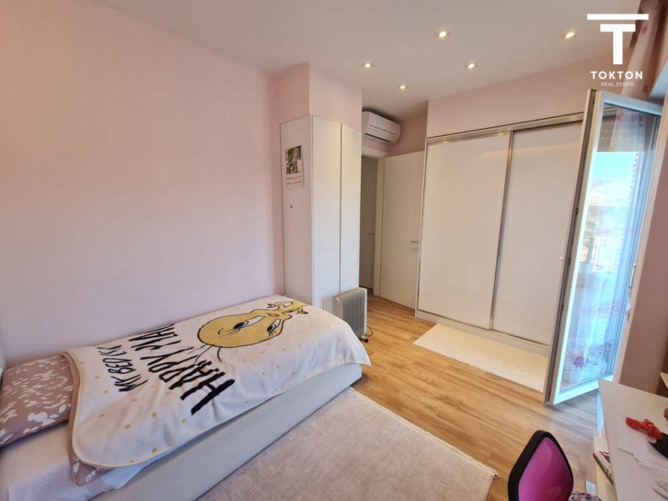 Tirane, shitet apartament 3+1+Ballkon Kati 1, 125 m² 400.000 € (TEG, Tiranë, TT 347)