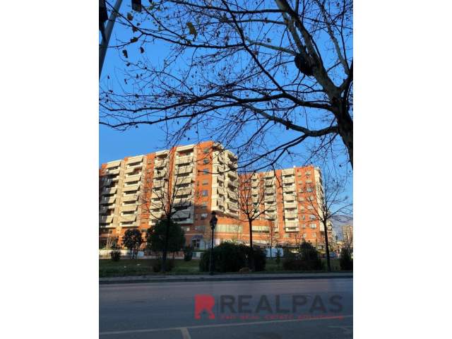 Tirane, shitet apartament 1+1+BLK Kati 4, 60 m² 69.000 Euro (Bulevardi gjergj fishta)