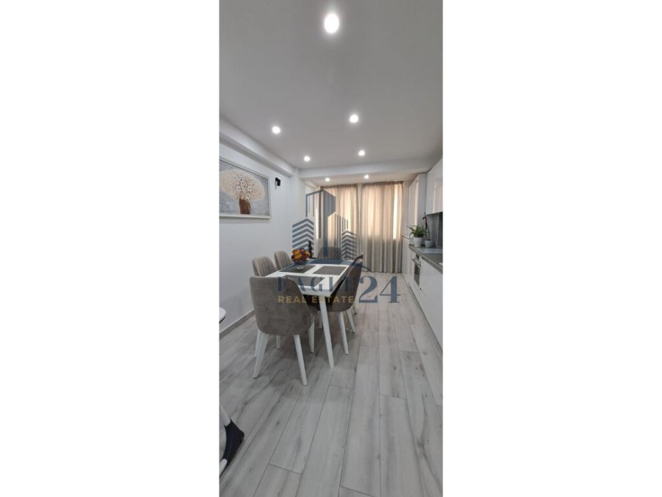 Tirane, shitet apartament 2+1+Aneks Kati 2, 103 m² 170.000 € (mine peza)