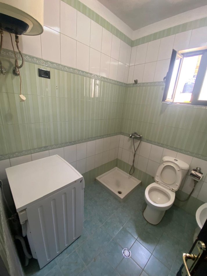 Tirane, jepet me qera apartament 2+1 Kati 1, 90 m² 450 € (SIRI KODRA)