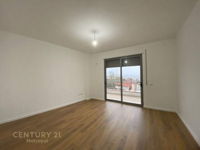 Tirane, shitet apartament 2+1+BLK Kati 5, 105 m² 93.000 Euro (Rruga Sotir Caci)