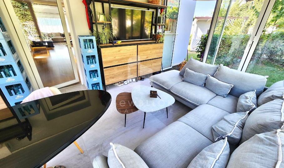 📍Long Hill Residence | Vile Moderne ( 3 Kateshe ) | 6 Dh. Total - Sip. Trualli: 561m2 & Sip. Ndertimi: 322m2 || 1.300.000€ ||