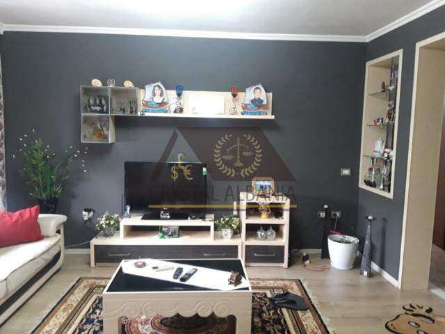 Tirane, shitet apartament 2+1 Kati 4, 97 m² 70.000 Euro