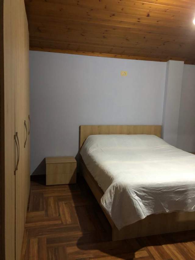 Tirane, jepet me qera Vile 2+1+BLK Kati 3, 80 m² 500 Euro (rruga 3 vellezerit kondi)