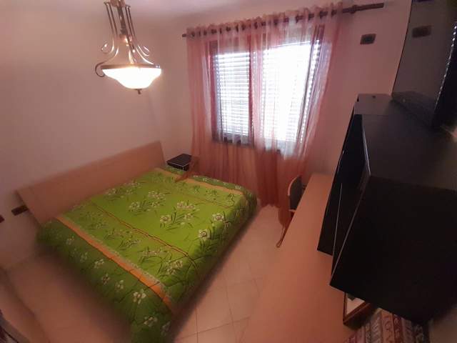 Tirane, jepet me qera apartament 3+1+BLK Kati 6, 115 m² 650 Euro (21 Dhjetori)