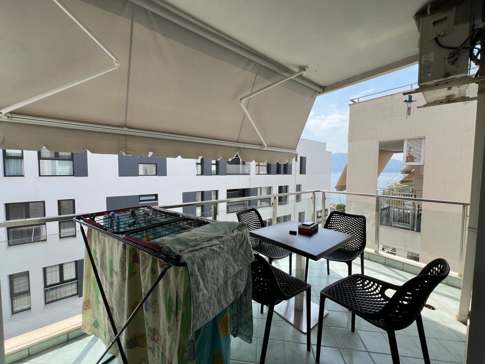 Radhime - Orikum, shitet apartament 1+1+Ballkon Kati 4, 69 m² 172.500 € (radhime)