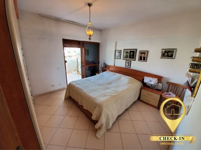 Tirane, jepet me qera apartament 2+1+A+BLK Kati 9, 85 m² 490 Euro (Komuna e Parisit)